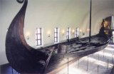 Pohřební vikingská loď