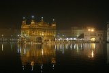 Amritsar - Zlatý chrám v noci