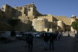 Jaisalmer - před vstupem do pevnosti