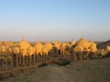 Symbolické hroby králů v poušti za Jaisalmeerem