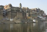 Váranásí - gháty a paláce na břehu Gangy