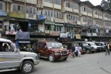 Darjeeling - stanoviště autobusů a jeepů do všemožných míst