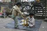 Kalkata - děti si hrály (nebo něco prodávaly) na ulici