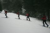 Výuka zatáčení na skialpech (Eva, Honza, Kuba, Karel)