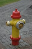 Reykjavík - Vesele barevné hydranty