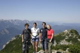 Na vrcholu Traunsteinu (1691 m n. m.) - Petr, Gábina, Martin, Evička