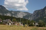 Paragliding - padák nad kopci