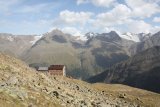 Breslauerhütte, na pozadí Ramorkogel a Spiegelkogel