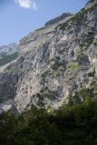 Stěna, po které vede Absamer Klettersteig